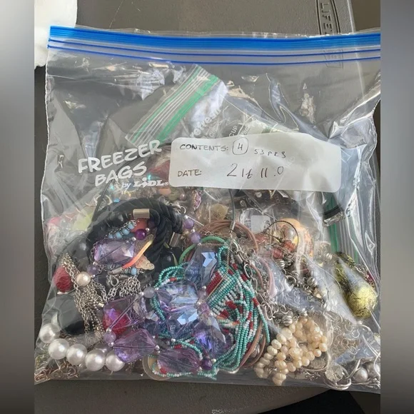 53 Piece Vintage & Designer Jewelry Lot – Icing, Chico's, Juicy Couture - Picture 5 of 6